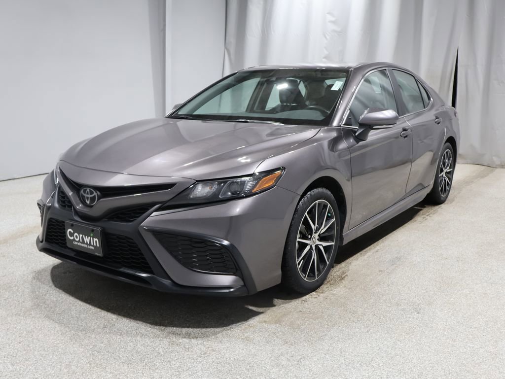 Used 2023 Toyota Camry SE image 7