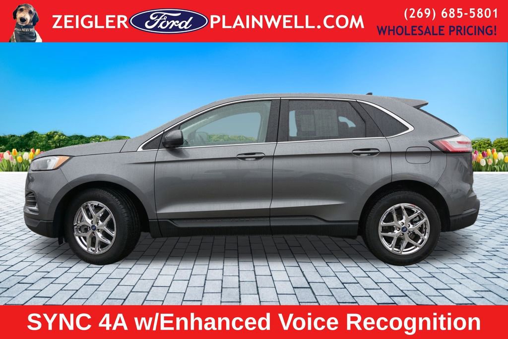 Used 2022 Ford Edge SEL image 2