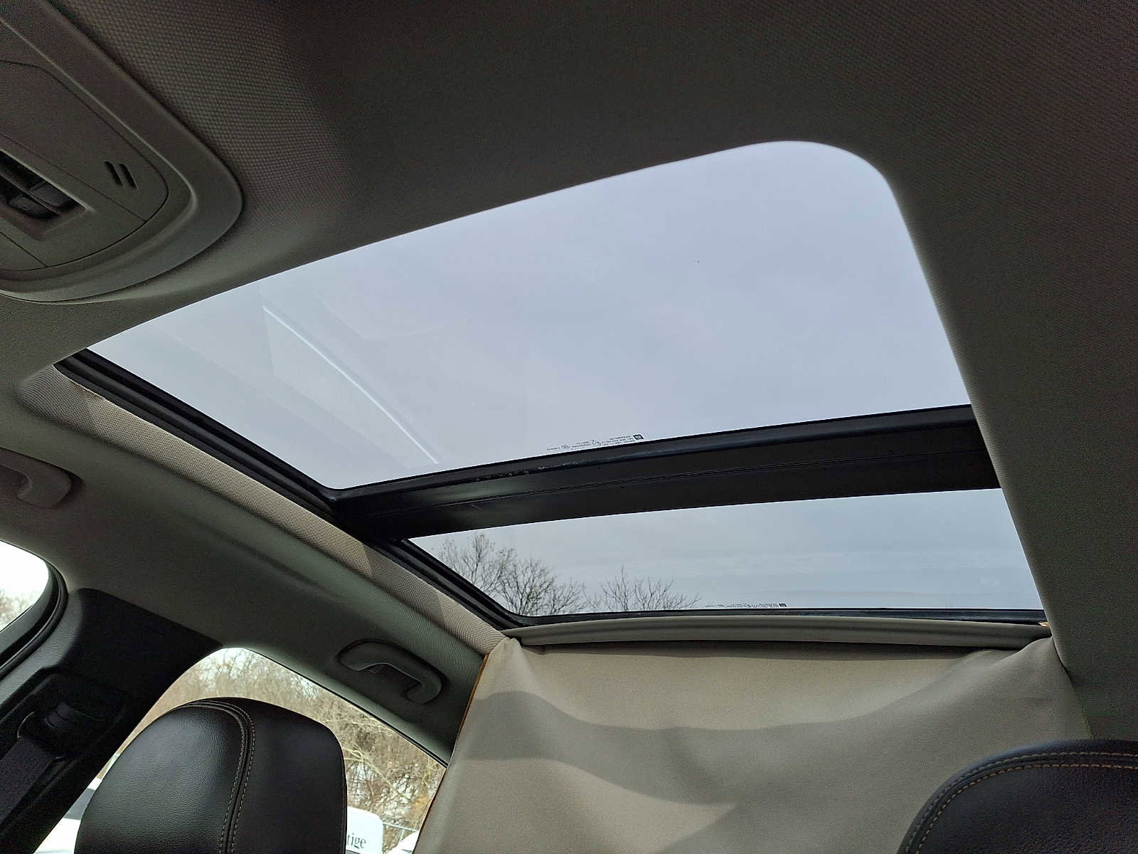 Used 2014 Chevrolet Impala LT w/ Premium Seating Package image 12