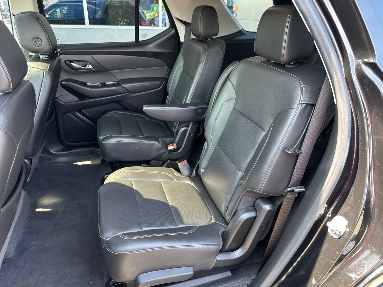 Used 2020 Chevrolet Traverse Premier w/ Redline Edition AWD/4WD image 15