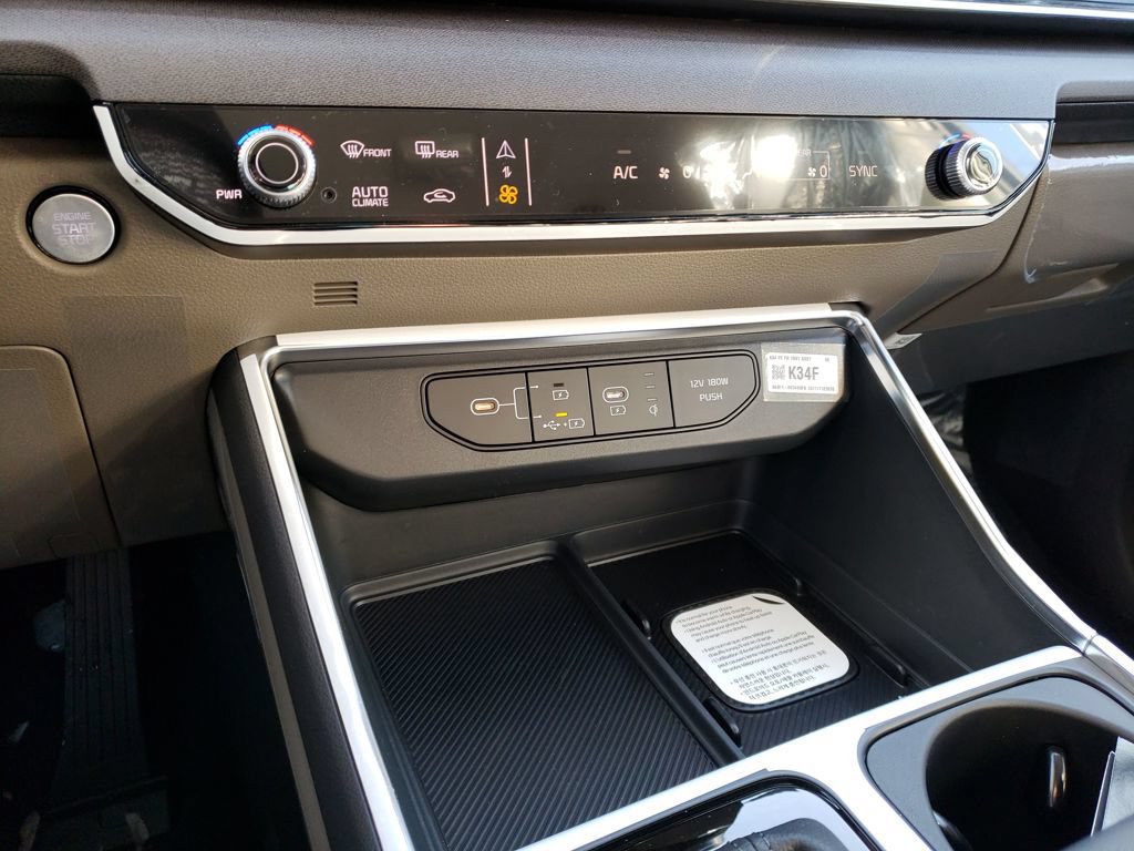 New 2026 Kia Carnival EX FWD image 23