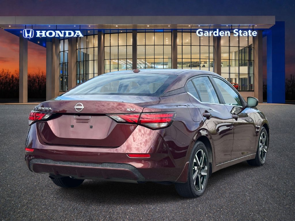 Used 2024 Nissan Sentra SV FWD image 3