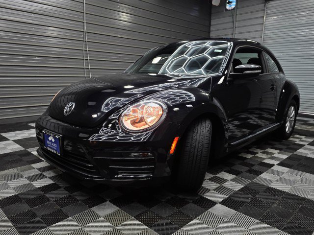 Used 2019 Volkswagen Beetle 2.0T S FWD image 35