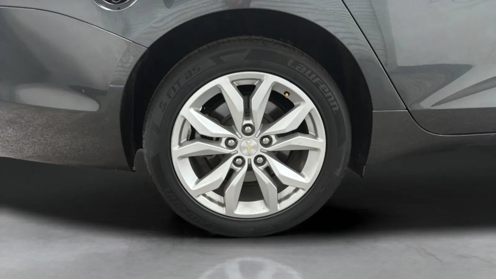 Used 2018 Chevrolet Impala LT FWD image 25