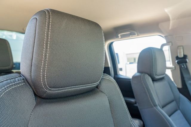 Used 2022 Nissan Frontier SV image 46