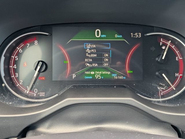 Used 2025 Toyota RAV4 XLE FWD image 26
