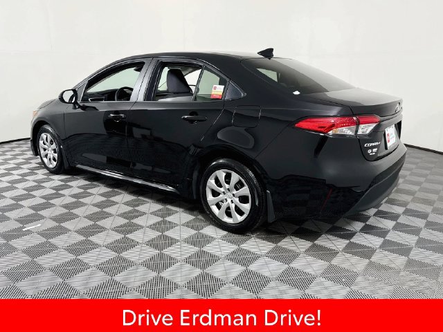 Certified 2026 Toyota Corolla LE FWD image 21