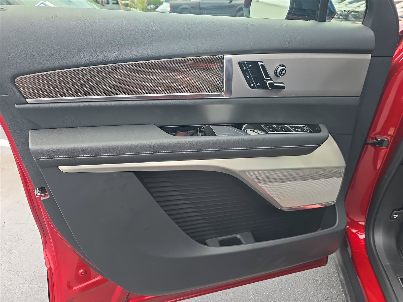 Used 2026 Cadillac Vistiq Sport w/ LPO, Floor Liner Package AWD/4WD image 16