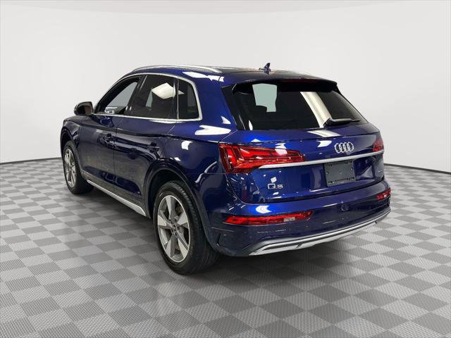 Used 2023 Audi Q5 2.0T Premium w/ Convenience Package AWD/4WD image 4