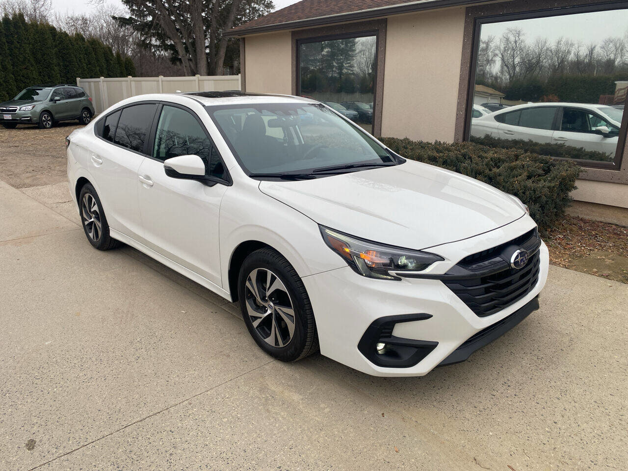 Used 2023 Subaru Legacy Premium image 1