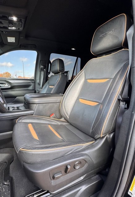 Used 2022 GMC Yukon AT4 image 11