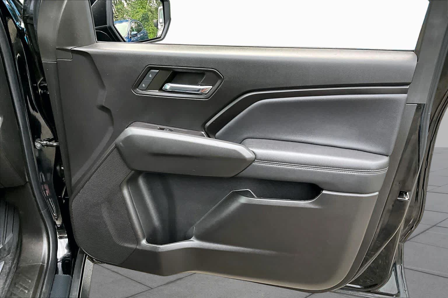 Used 2024 GMC Canyon Elevation w/ Elevation Premium Package AWD/4WD image 21