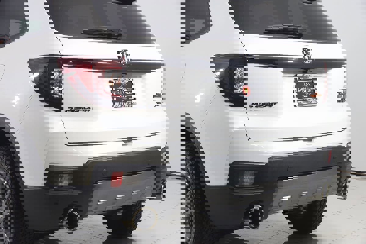 Used 2024 Honda Passport TrailSport image 22