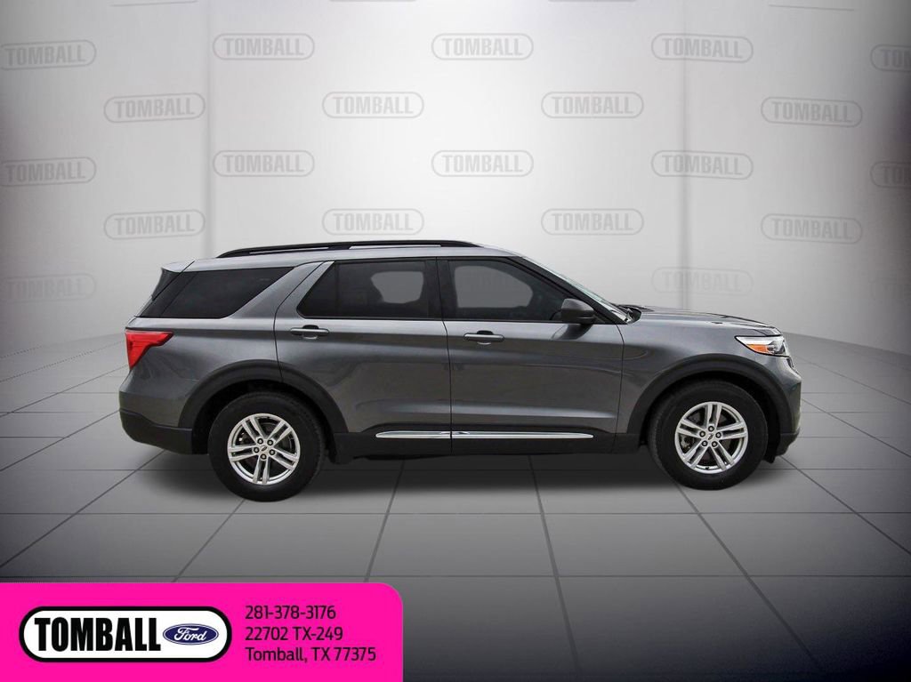 Certified 2023 Ford Explorer XLT w/ Equipment Group 202A RWD image 8