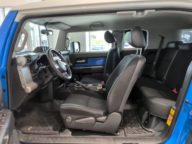 Used 2007 Toyota FJ Cruiser 4WD w/ Upgrade Pkg 2 image 12