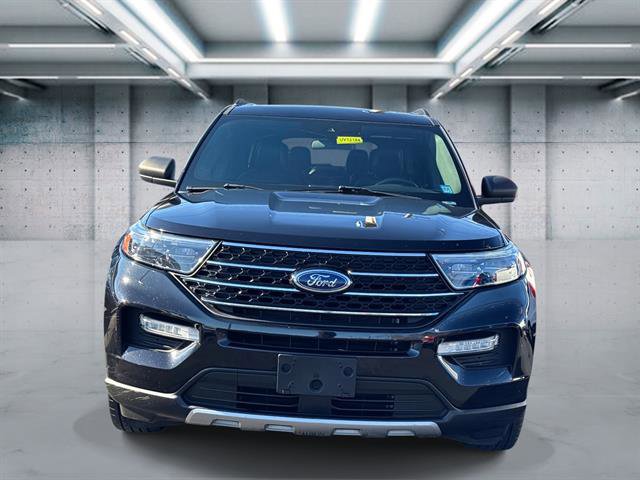 Used 2020 Ford Explorer XLT w/ Equipment Group 202A image 2