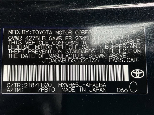 Used 2025 Toyota Prius LE image 38