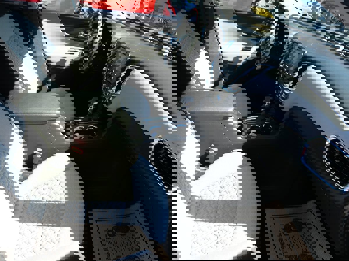 Used 2024 Chevrolet Equinox LS image 28