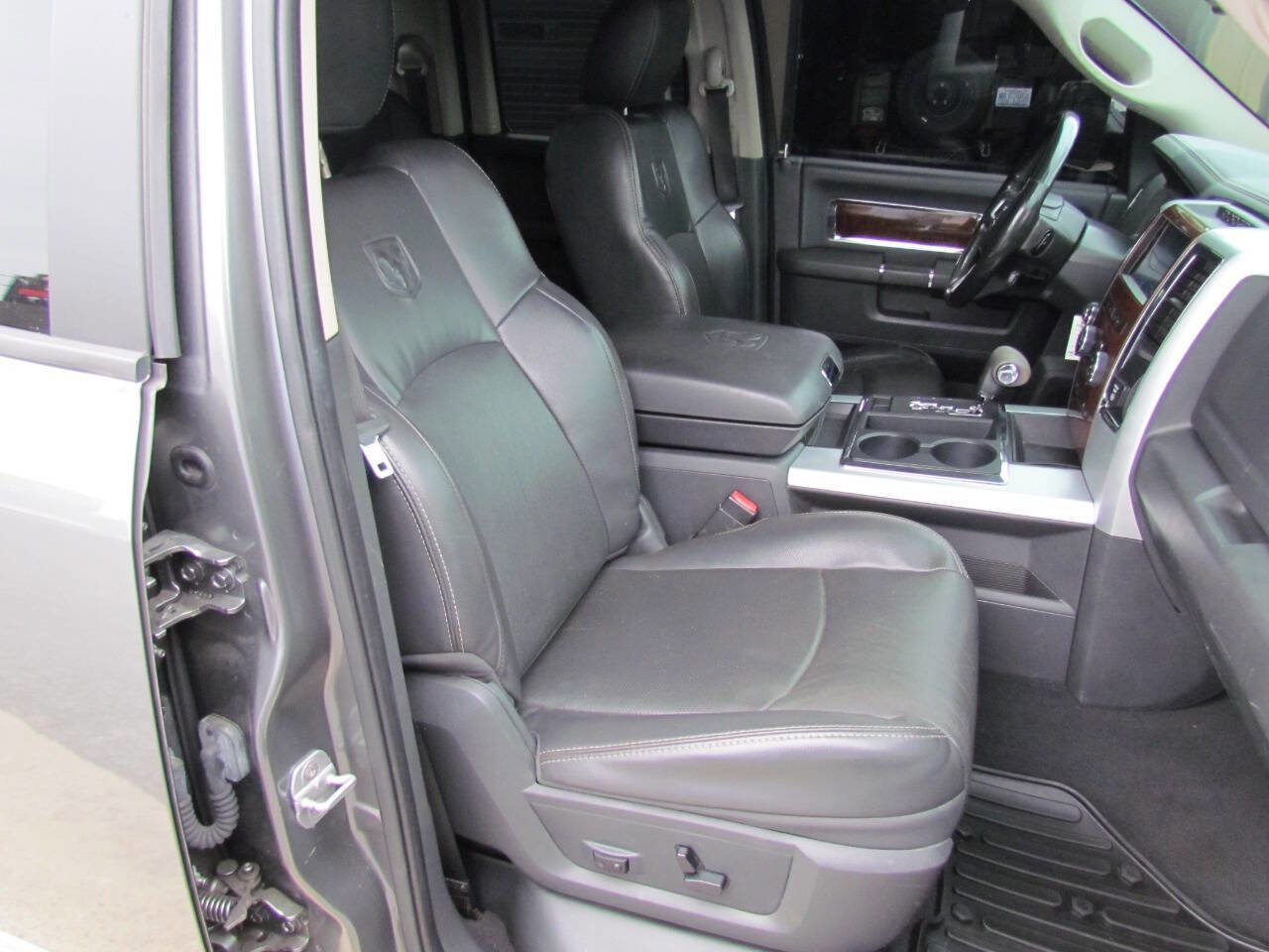 Used 2011 RAM 1500 Laramie w/ Protection Group AWD/4WD image 17