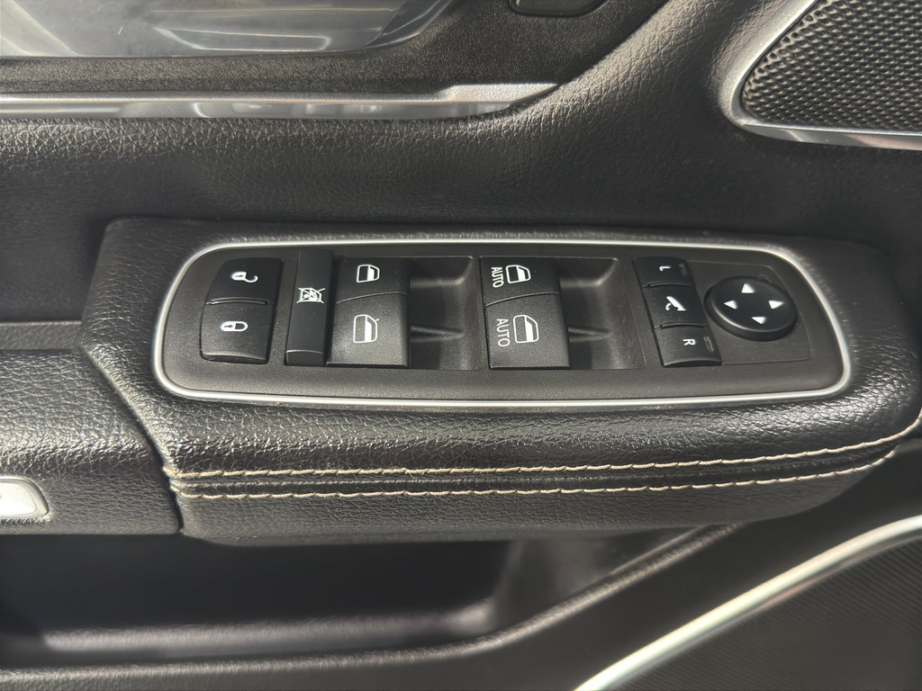 Used 2022 RAM 1500 Laramie image 31