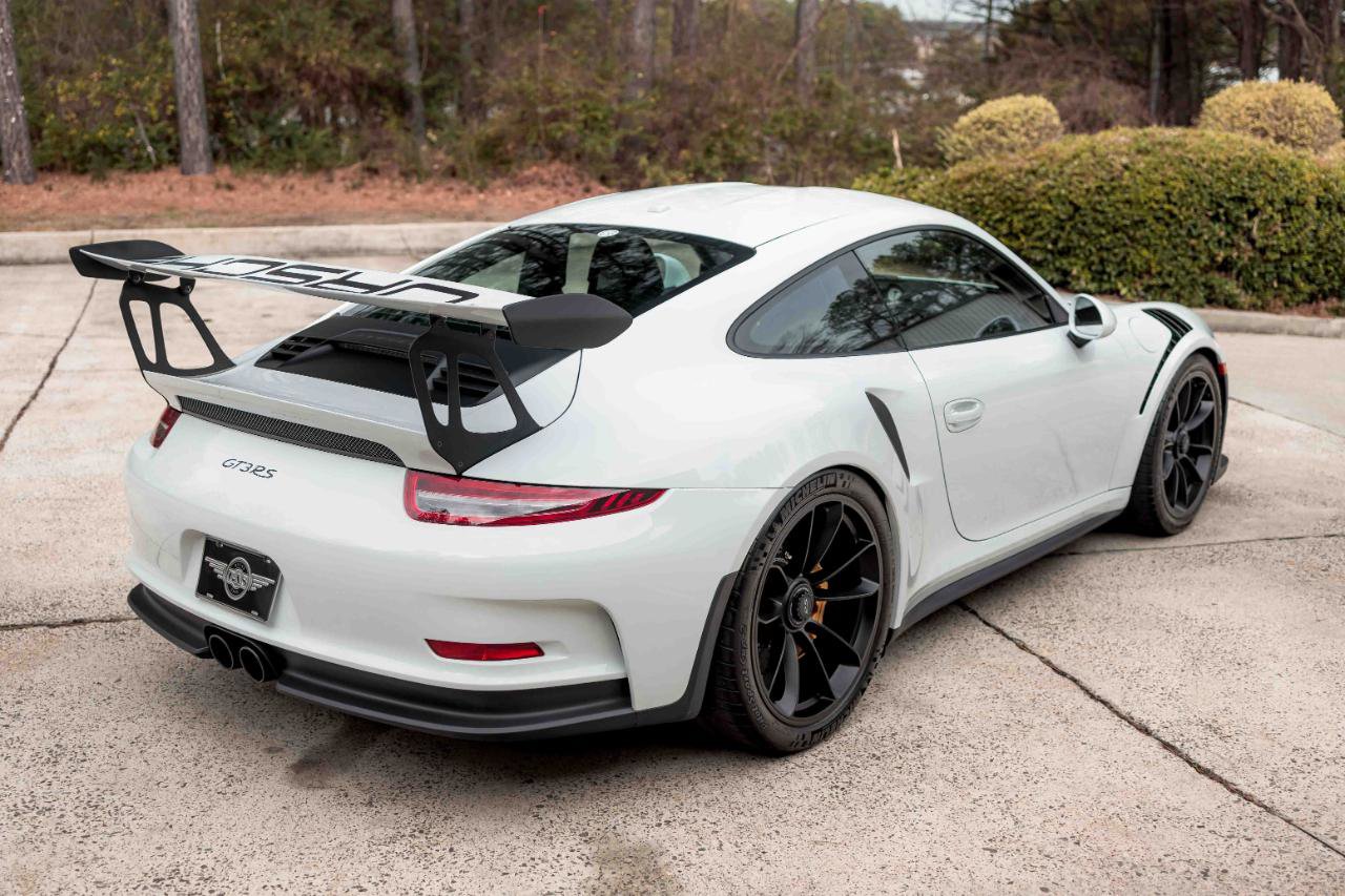 Used 2016 Porsche 911 GT3 RS image 7