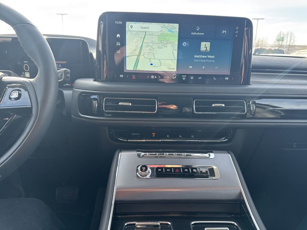 New 2026 Lincoln Aviator AWD image 3