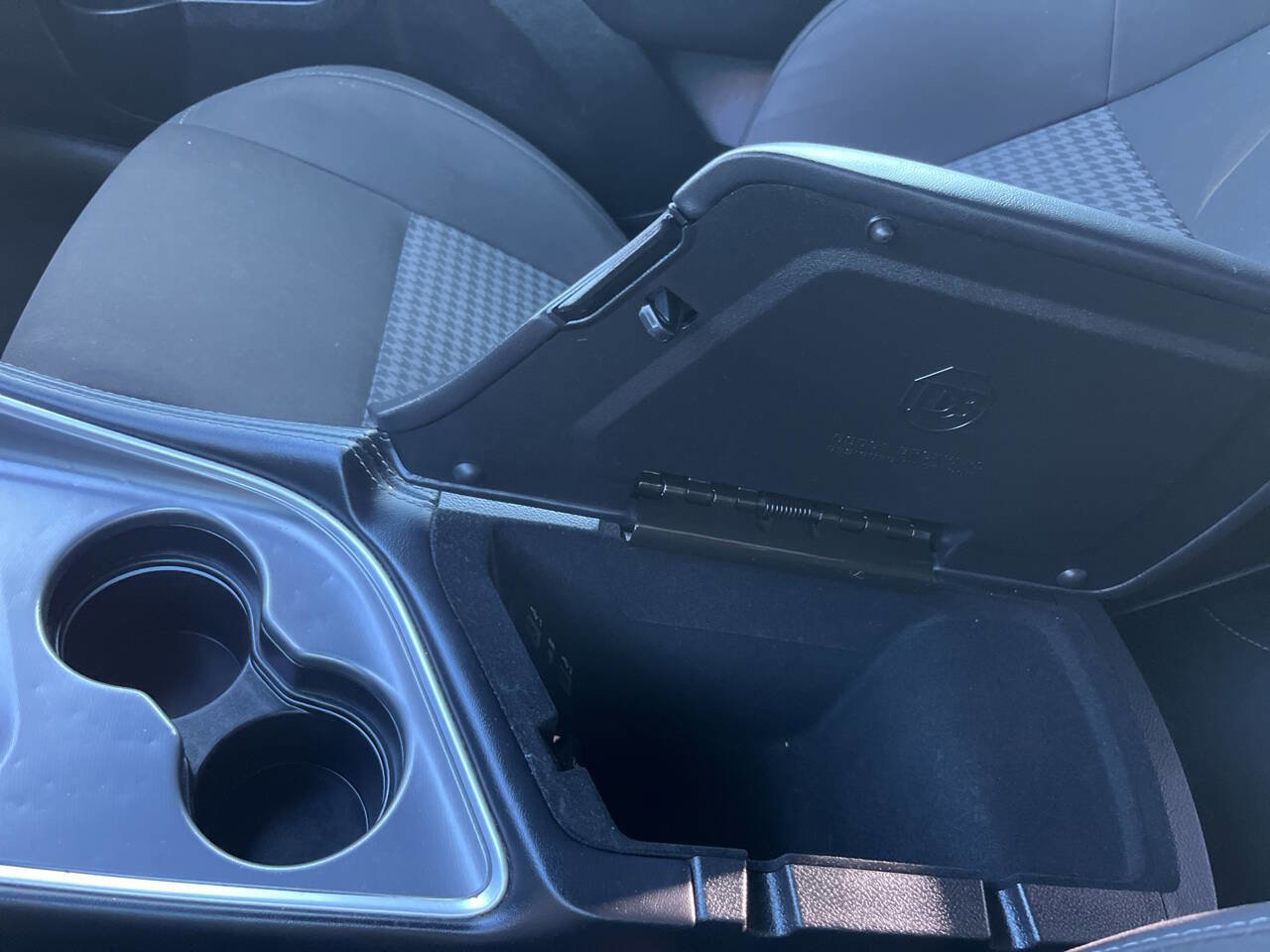 Used 2020 Dodge Challenger R/T w/ Blacktop Package image 27