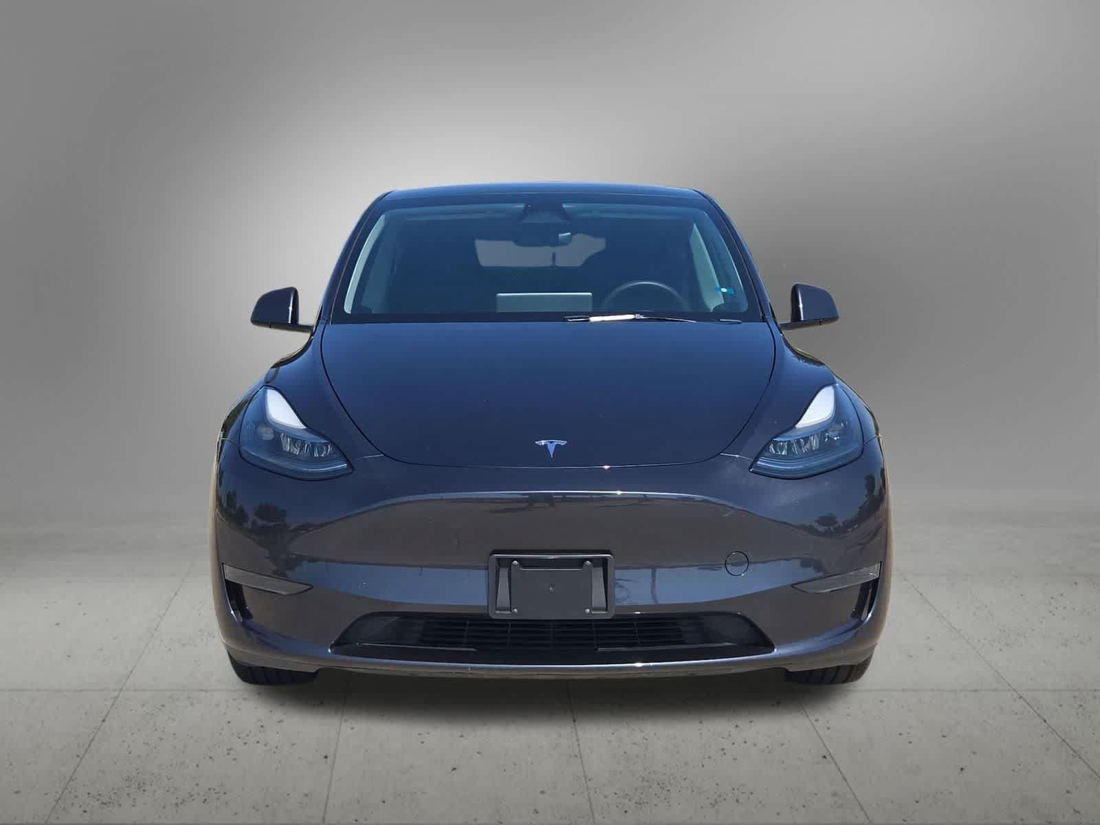 Used 2024 Tesla Model Y 2WD image 9