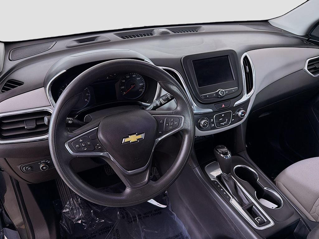 Used 2020 Chevrolet Equinox LS FWD image 16