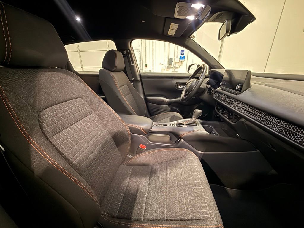 Used 2025 Honda HR-V Sport image 24
