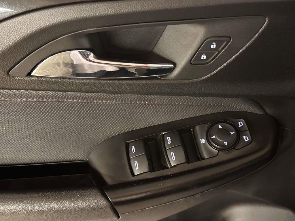 Used 2023 Chevrolet TrailBlazer RS w/ Convenience Package image 13