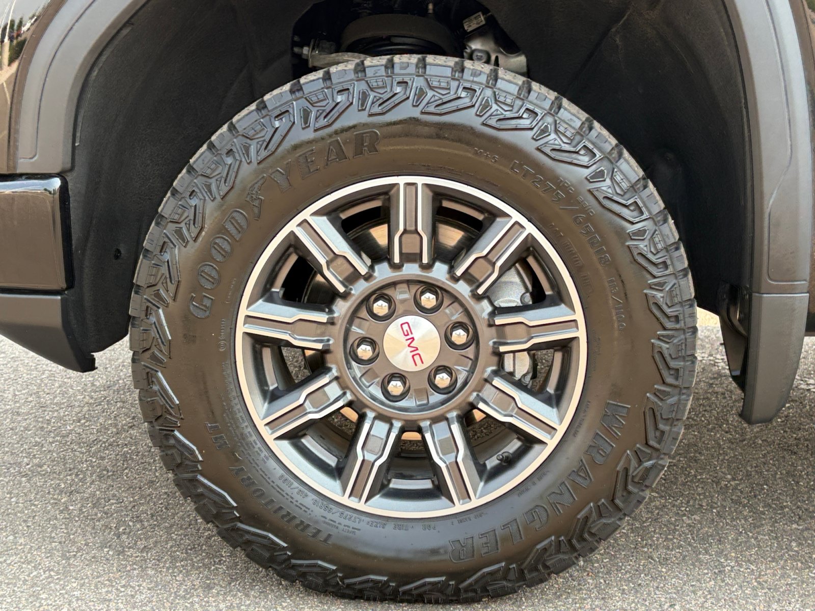 Used 2025 GMC Sierra 1500 AT4 AWD/4WD image 12
