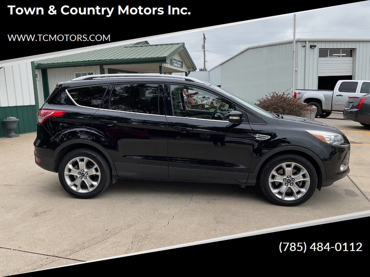 Used 2016 Ford Escape Titanium w/ Equipment Group 301A FWD image 1
