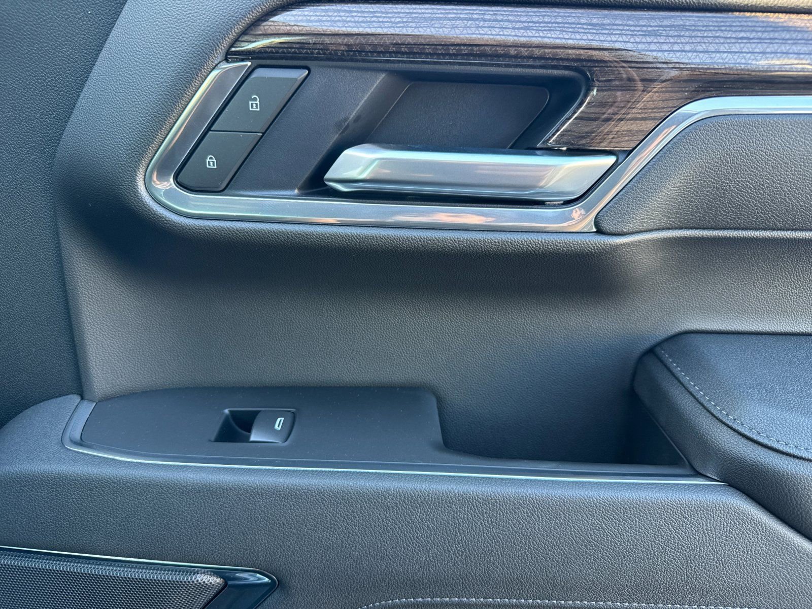 New 2026 Chevrolet Silverado 1500 RST image 18