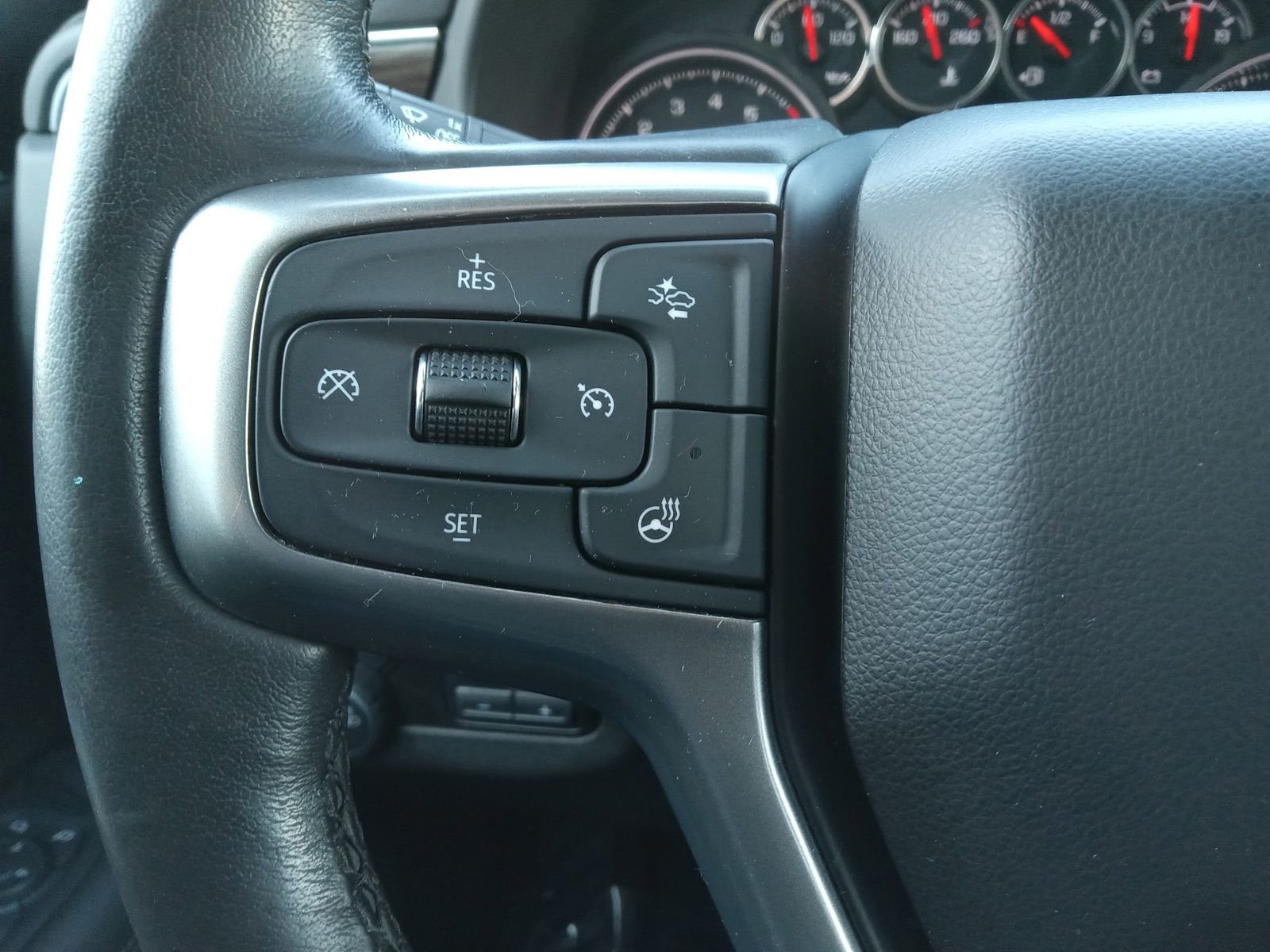 Used 2021 Chevrolet Tahoe LT w/ LT Signature Package image 21