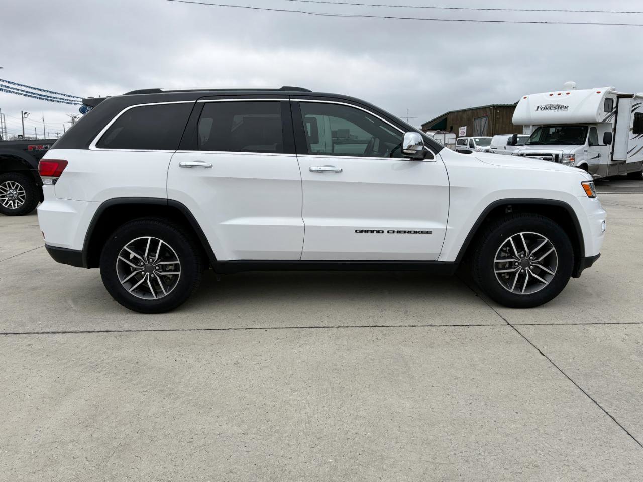 Used 2021 Jeep Grand Cherokee Limited image 5