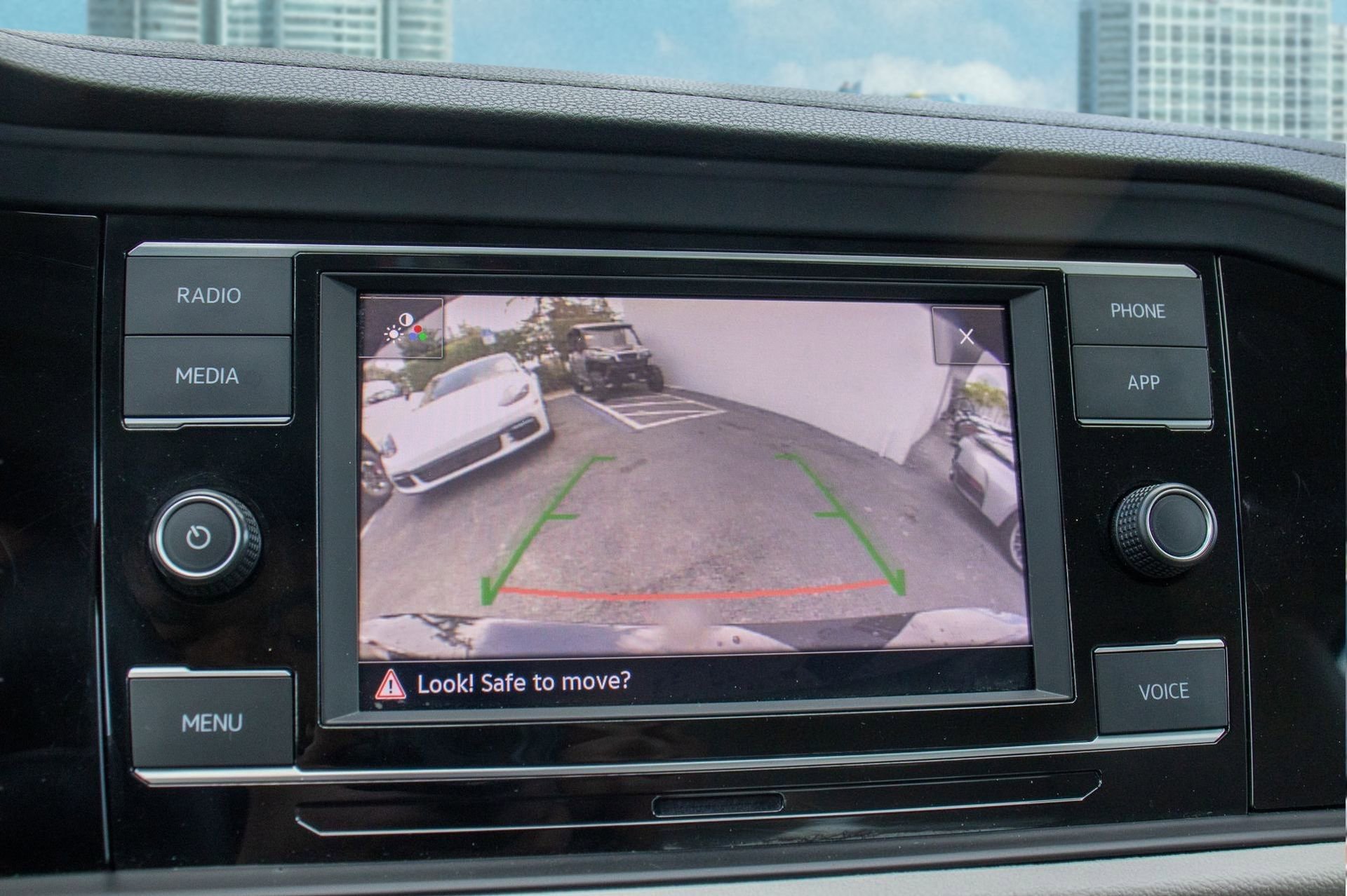 Used 2023 Volkswagen Jetta SE image 29