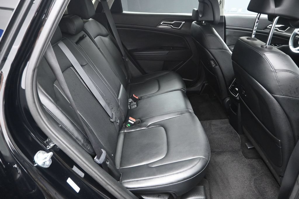 Certified 2024 Kia Sportage EX FWD image 36