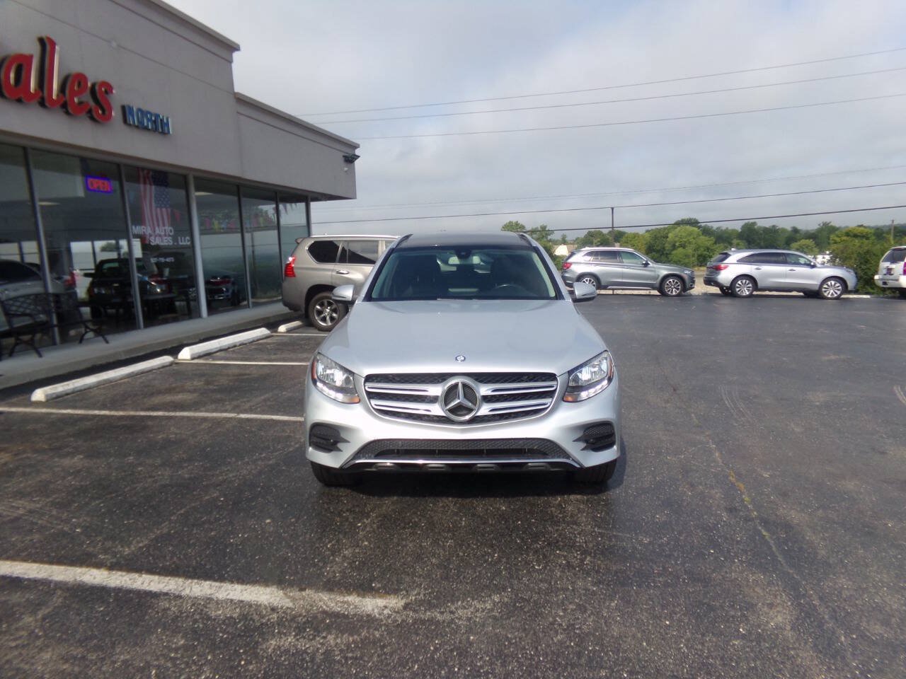 Used 2016 Mercedes-Benz GLC 300 image 4