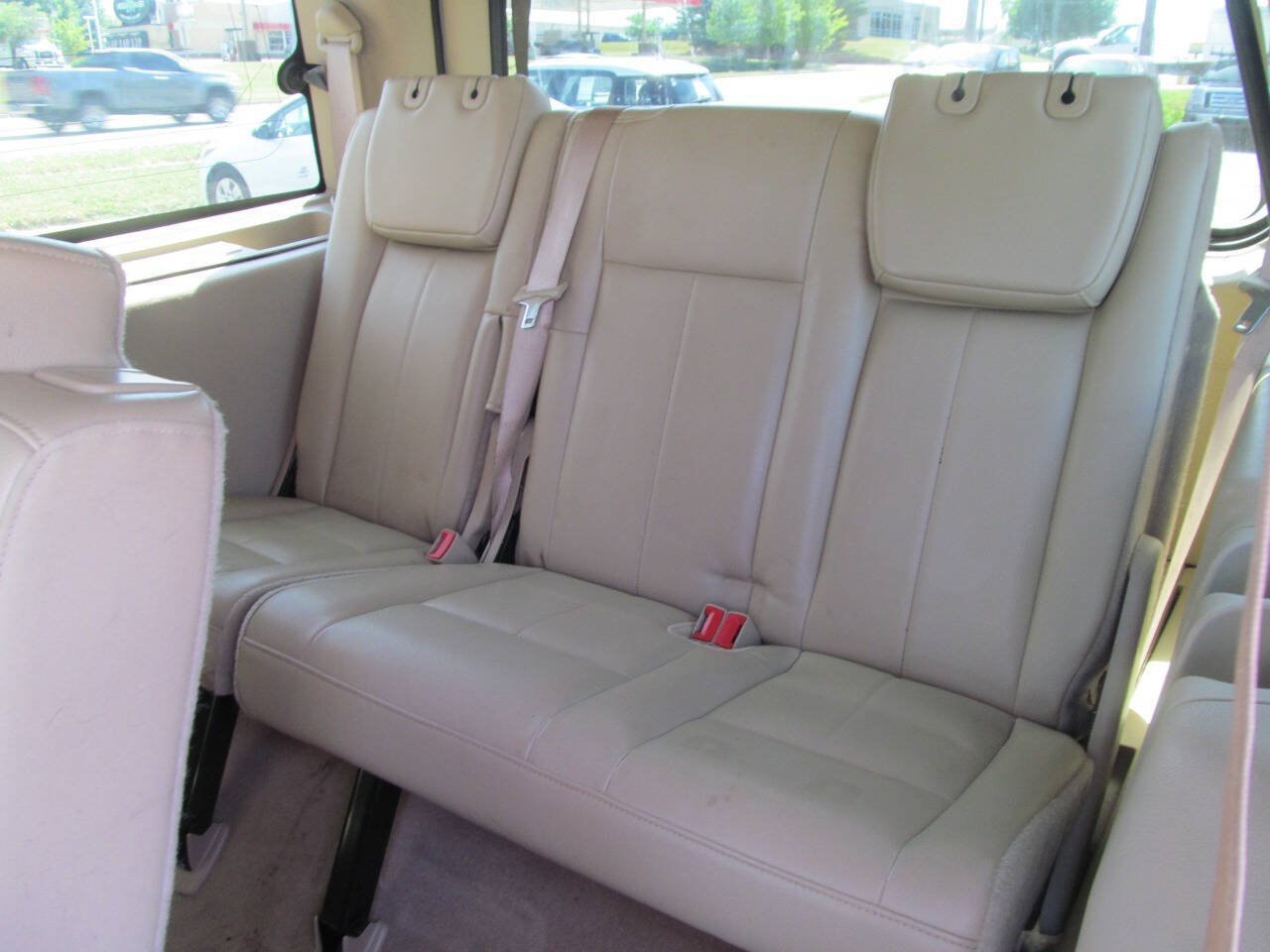 Used 2010 Ford Expedition Eddie Bauer AWD/4WD image 16