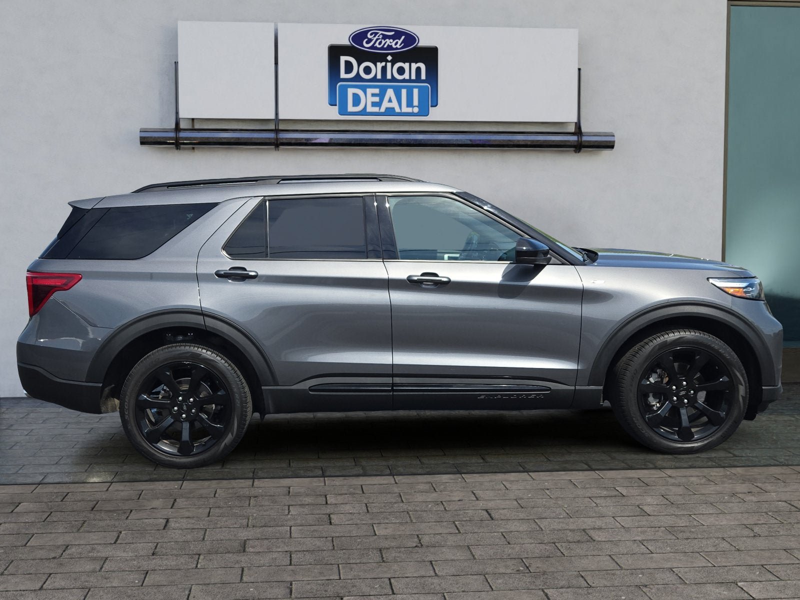 Certified 2024 Ford Explorer ST-Line w/ Class IV Trailer Tow Package AWD/4WD video 2
