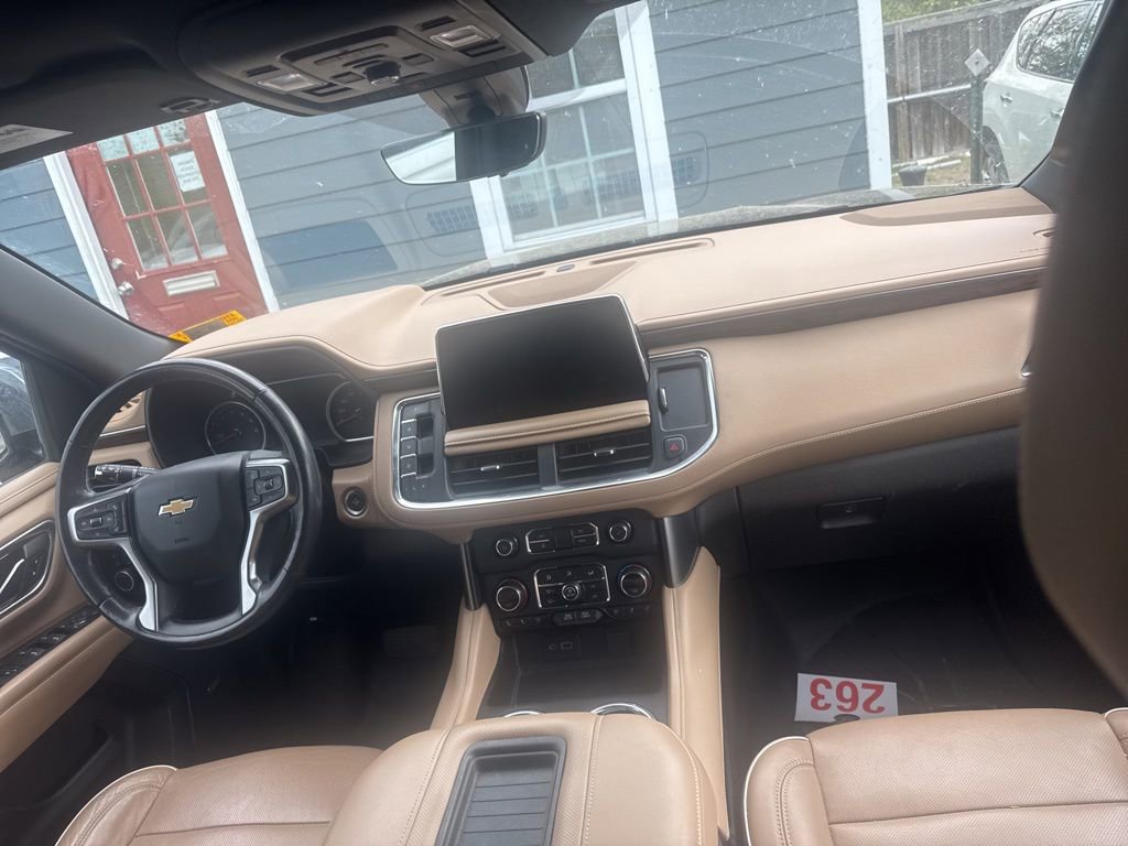 Used 2021 Chevrolet Tahoe Premier w/ Premium Package AWD/4WD image 13