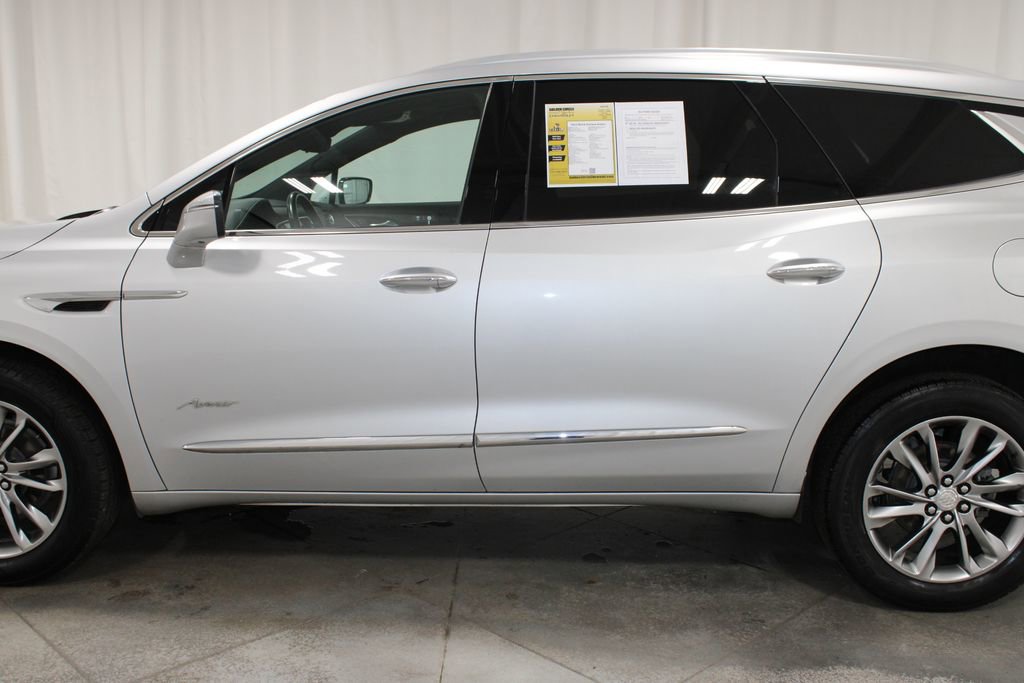 Used 2022 Buick Enclave Avenir w/ Avenir Technology Package image 6