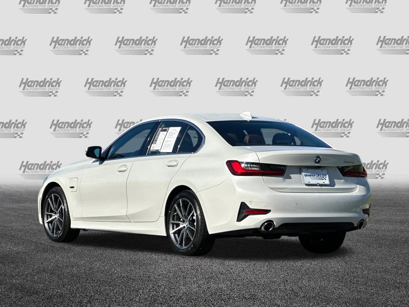 Certified 2022 BMW 330e w/ Premium Package image 7