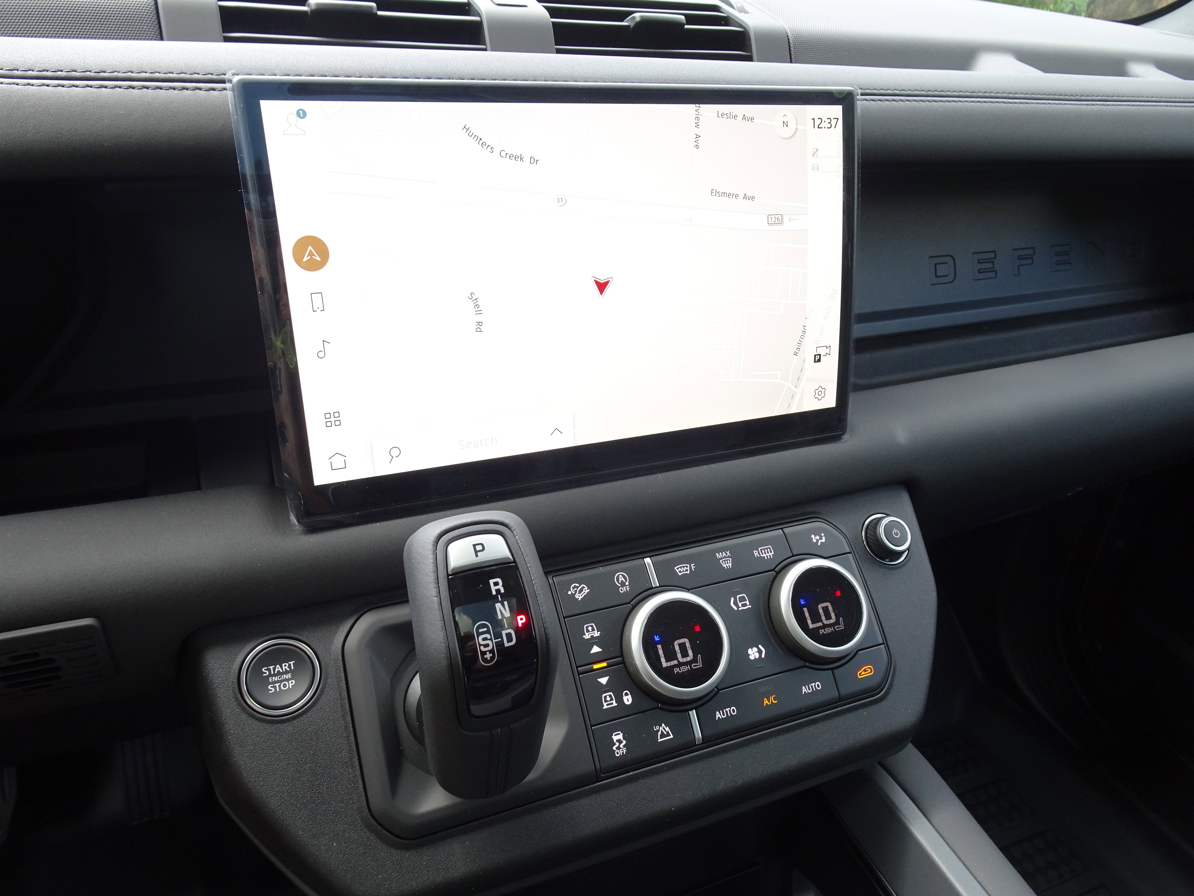 New 2025 Land Rover Defender 110 S image 3