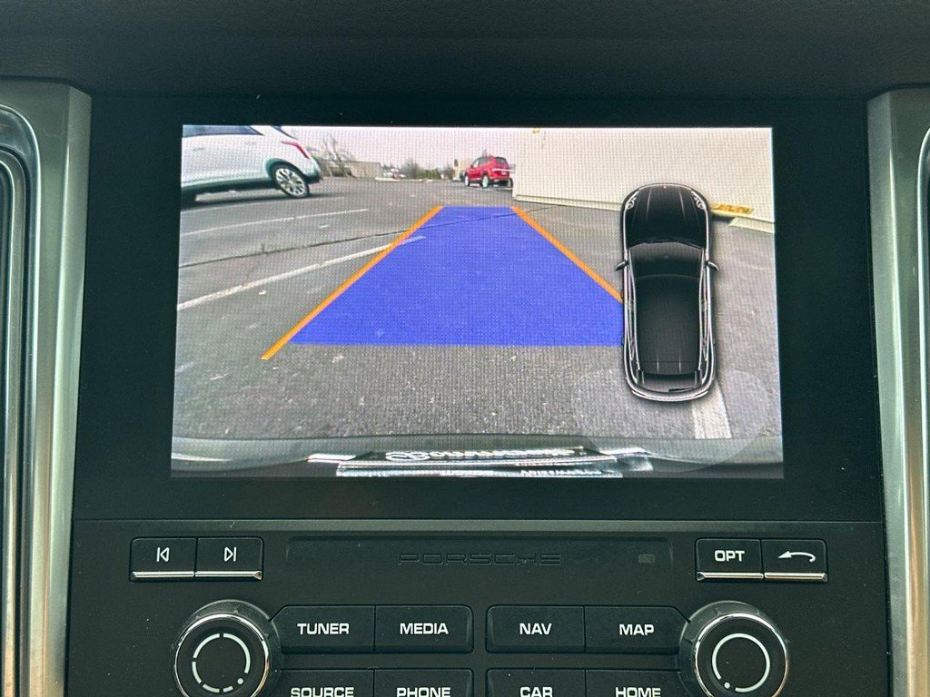 Used 2018 Porsche Macan Sport Edition image 28