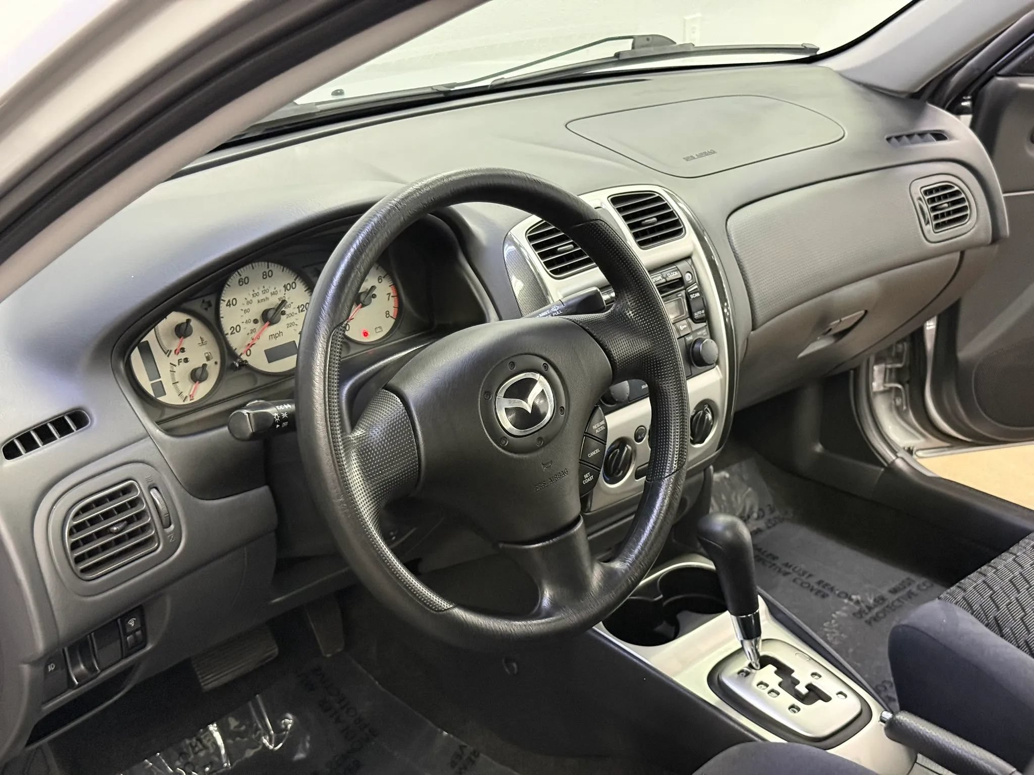 Used 2002 MAZDA Protege FWD image 13