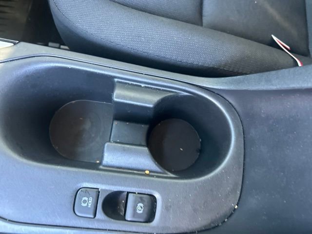 Used 2025 Toyota Corolla LE FWD image 31