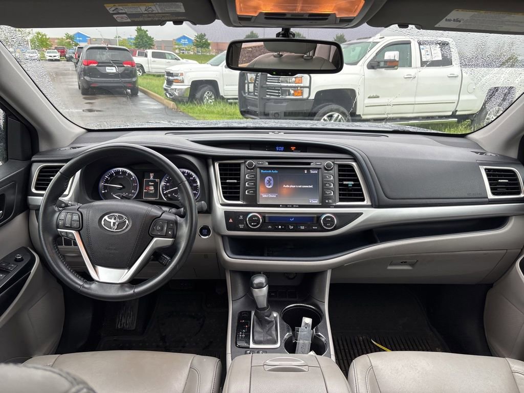 Used 2016 Toyota Highlander XLE FWD image 21