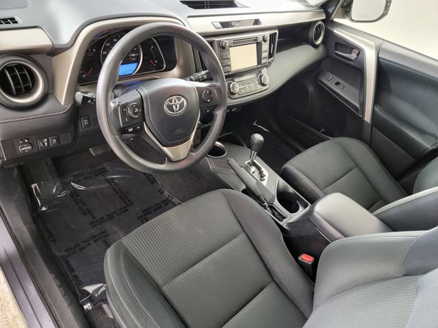 Used 2014 Toyota RAV4 XLE AWD/4WD image 12
